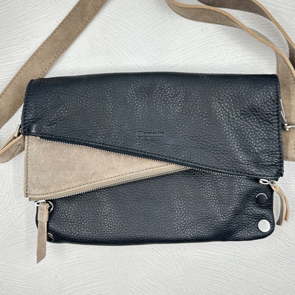 Hammitt Dillon Black & Pewter Brushed Silver Hardware Cross Body Shoulder Clutch - Picture 2 of 13